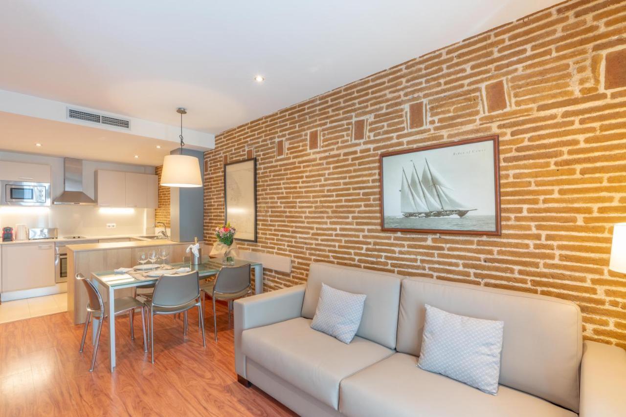 Serennia Cest Apartamentos Arc De Triomf บาร์เซโลนา ภายนอก รูปภาพ
