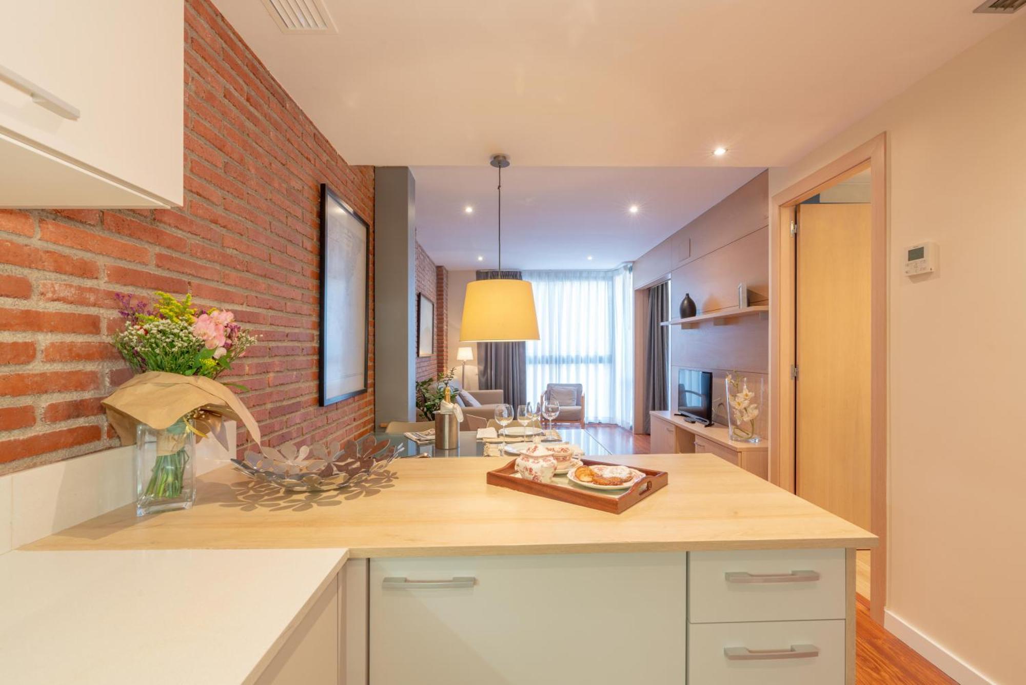Serennia Cest Apartamentos Arc De Triomf บาร์เซโลนา ภายนอก รูปภาพ