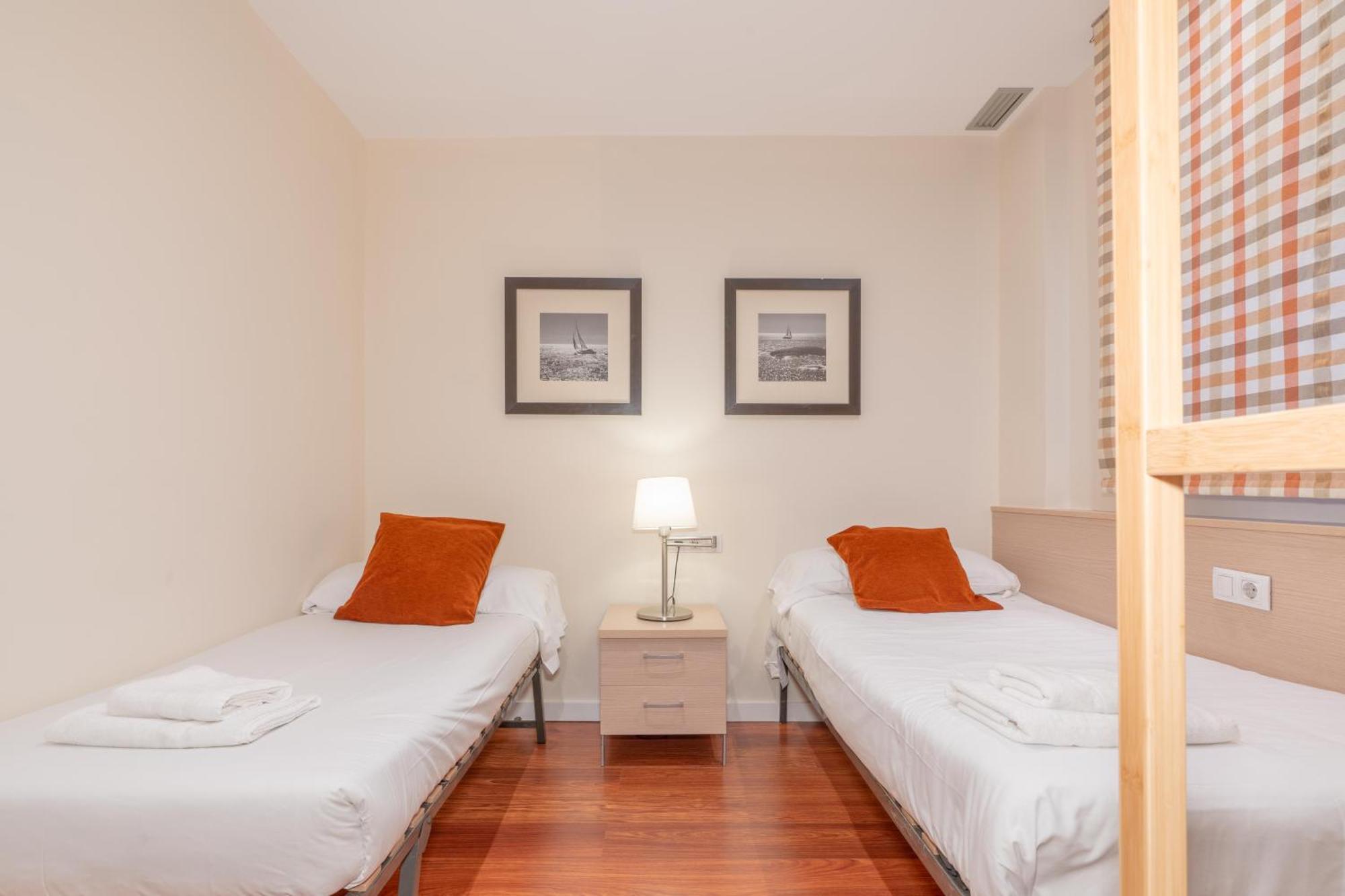 Serennia Cest Apartamentos Arc De Triomf บาร์เซโลนา ภายนอก รูปภาพ